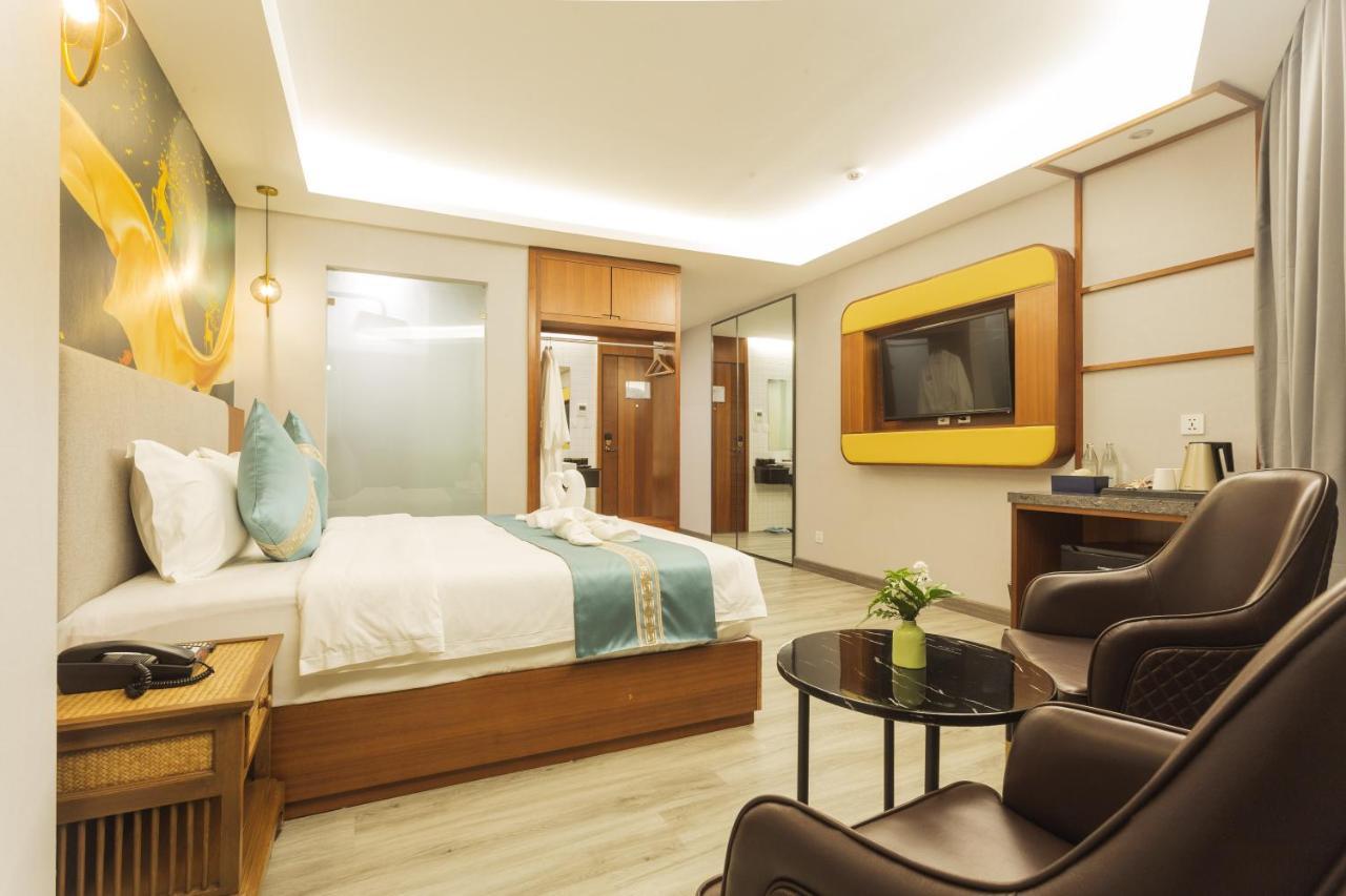Thapae Twins Hotel Chiang Mai Zewnętrze zdjęcie